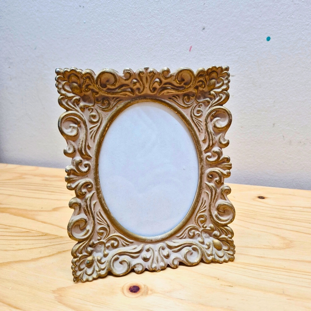 Beautiful Metal Picture Frame